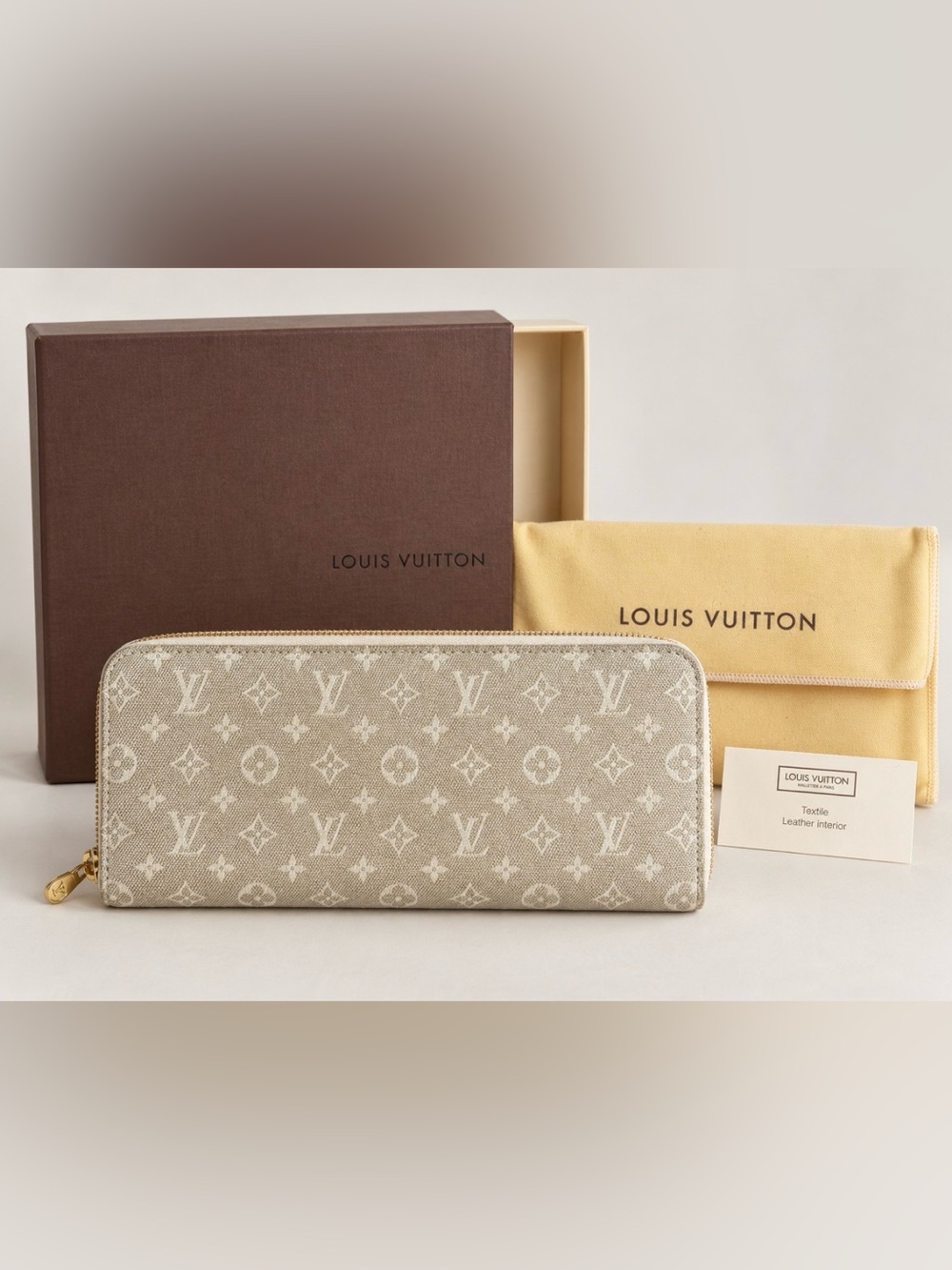Louis Vuitton Cream Monogram Zip-Around Wallet